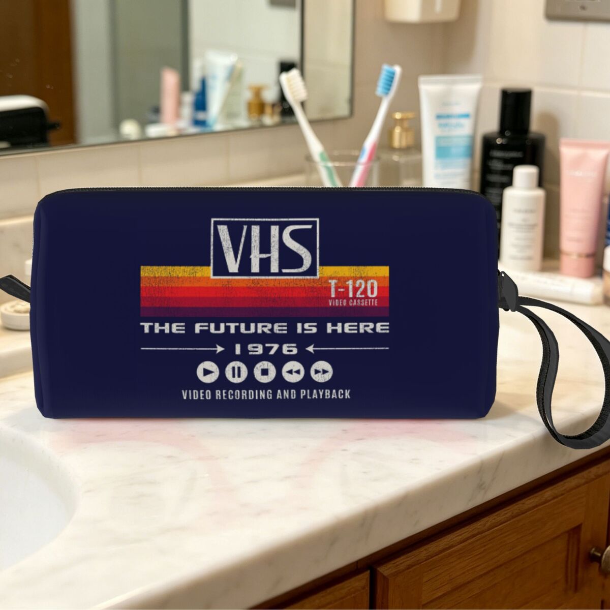 VHS The Future Is Here 1976 Wo - Beauty Without Makeup 评论和价格