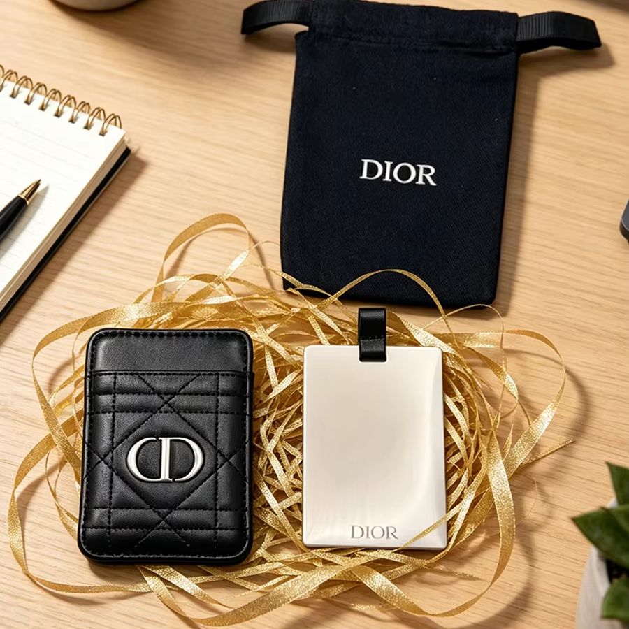 Dior Dior’s Bag Multi-function - Beauty Makeup Dior 评论和价格